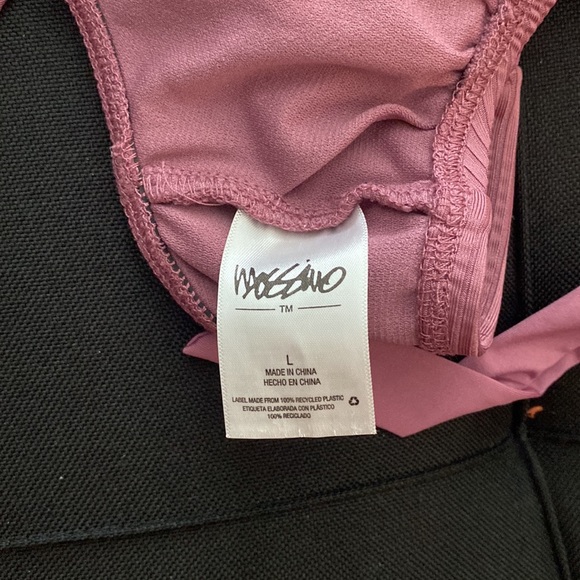 Target bathing suit top - Picture 3 of 3